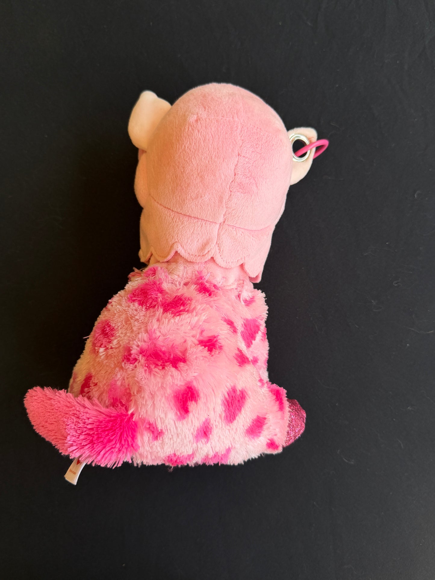Reese (animal crossing) + pink cheetah keychain buddy