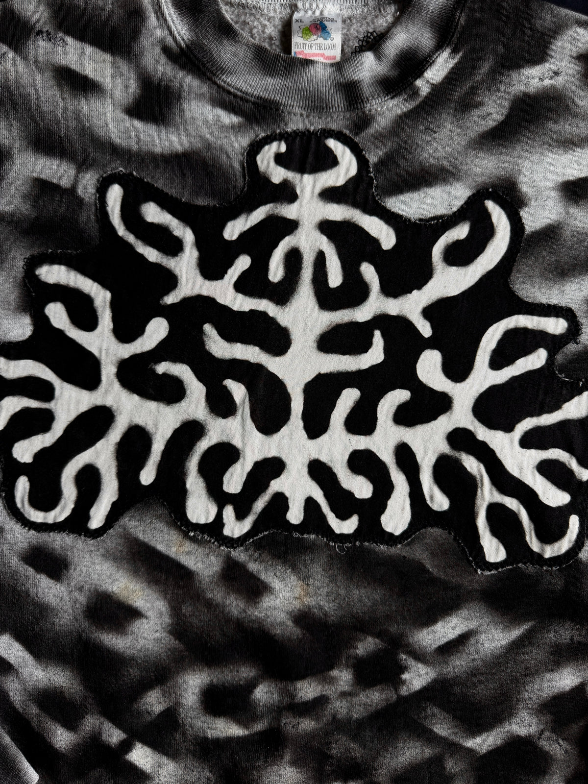 Gargoyle chain crewneck