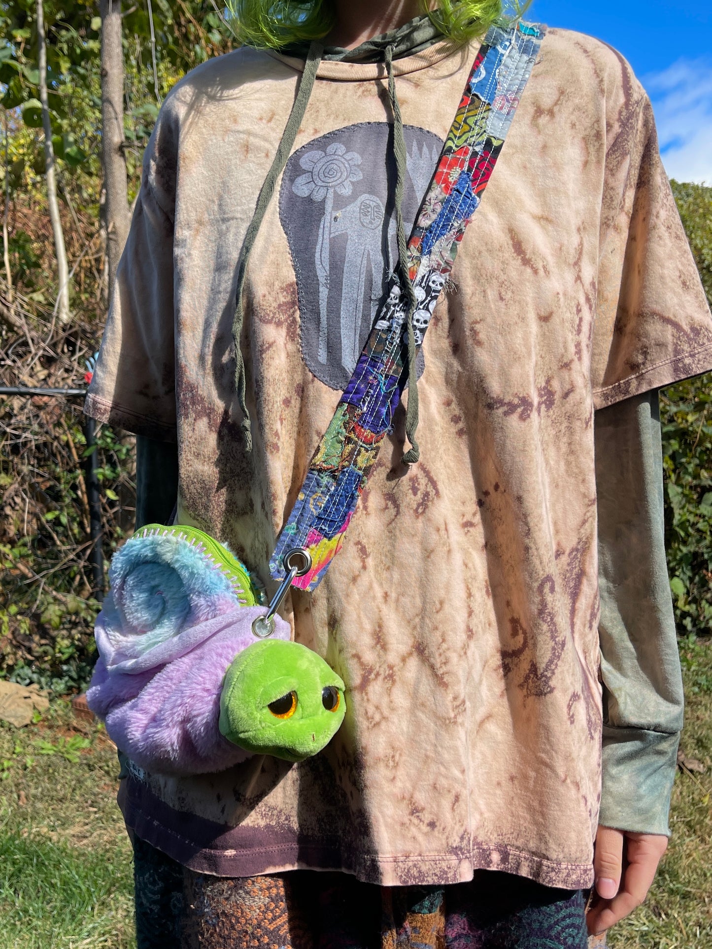 Snail + turtle hybrid side bag