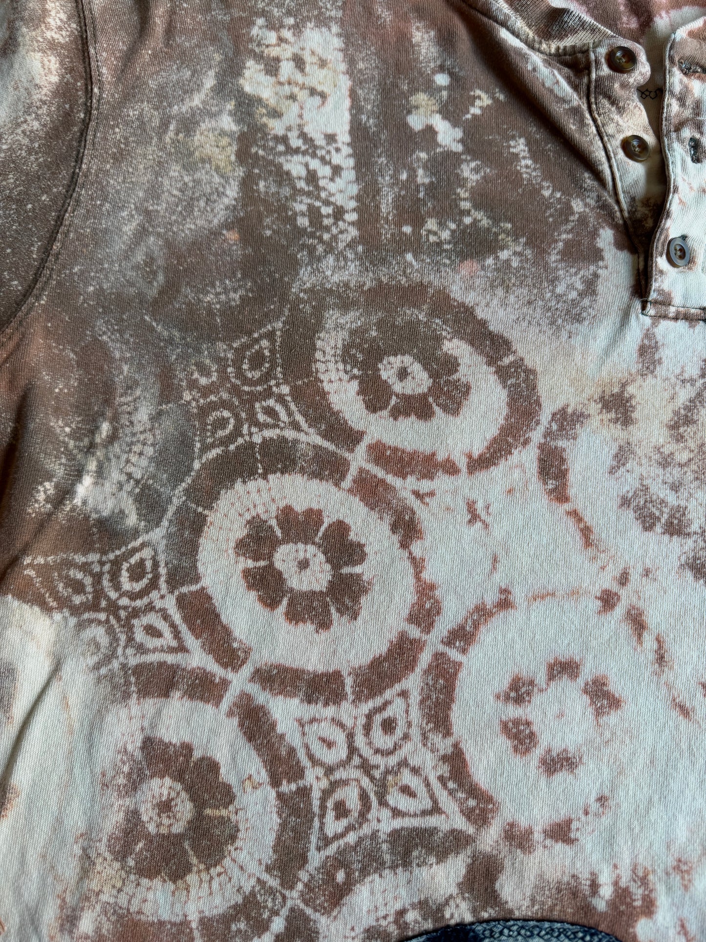 Snail carhartt bleach dyed long sleeve