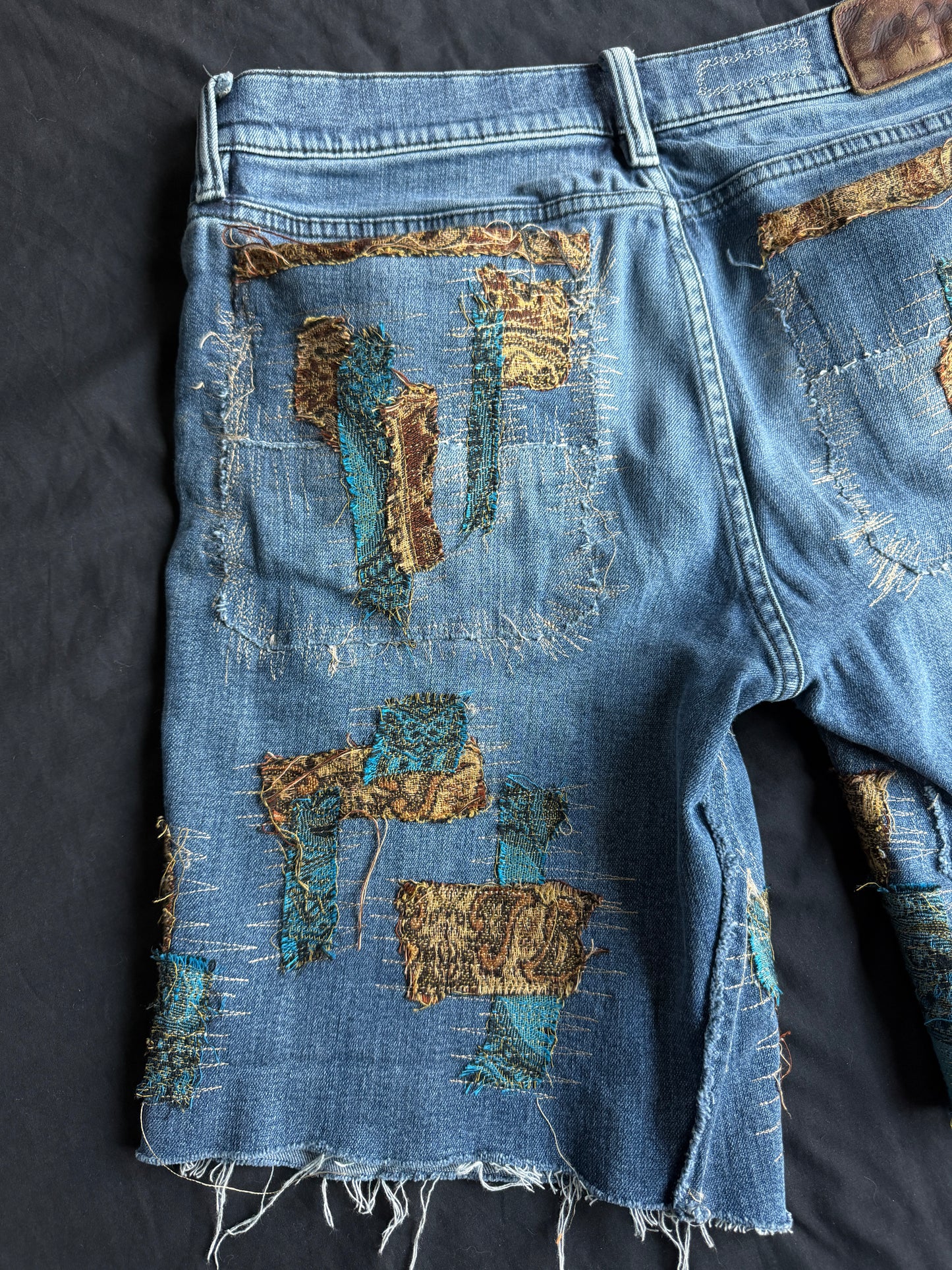 Jungle glitch shorts