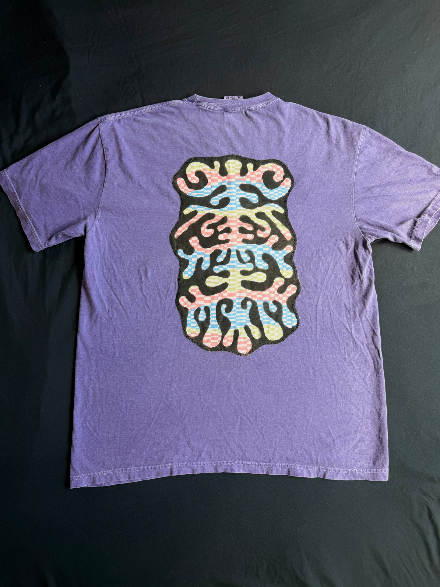 Snail + shape patch shirt