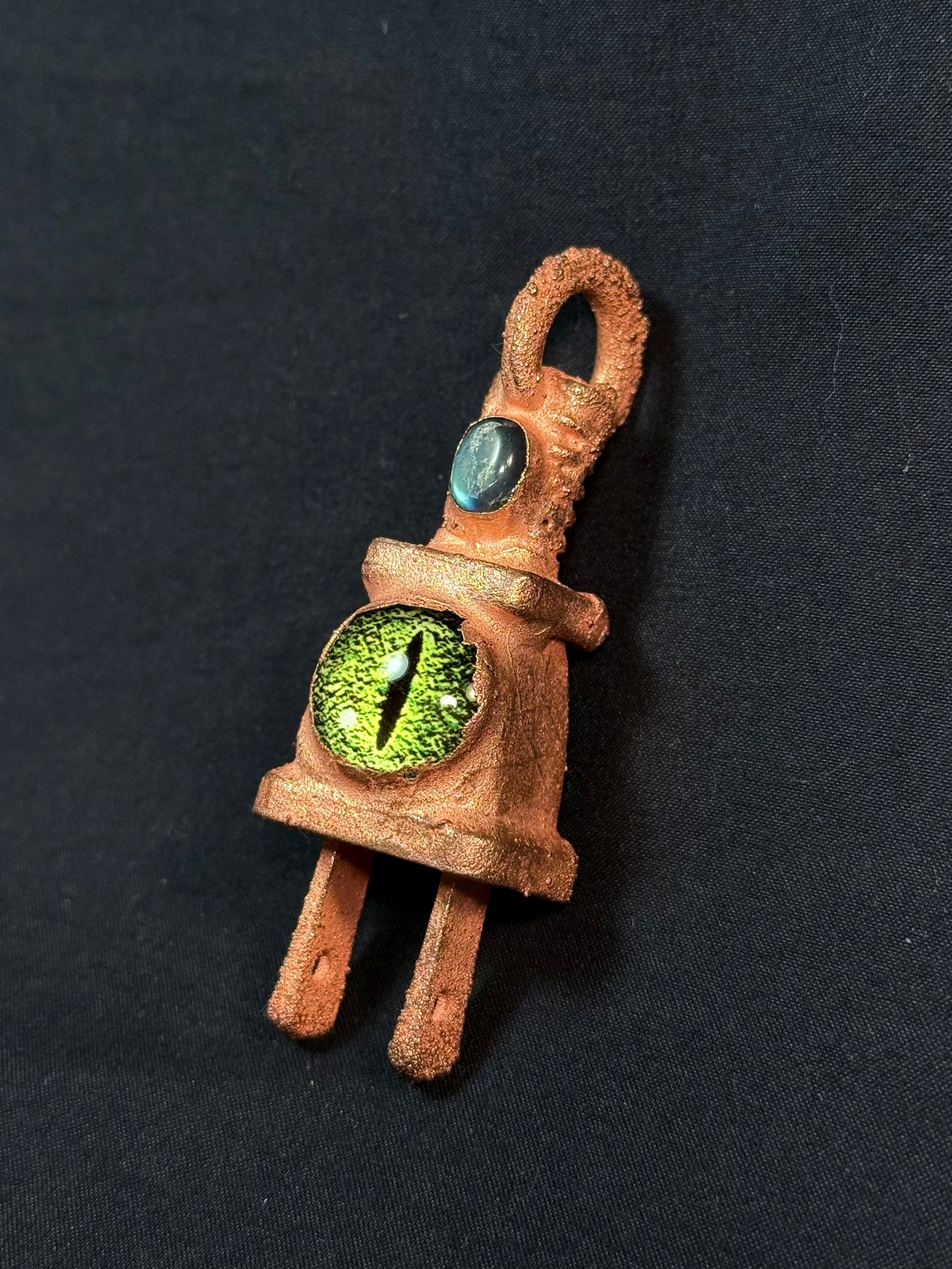 Labradorite plug amulet