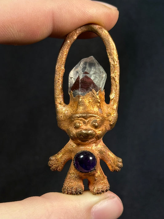 Phantom quartz troll amulet