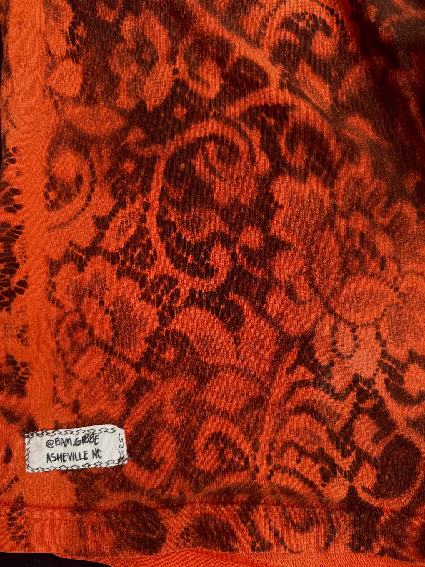 Shape patch lace spray painted long sleeve t shirt