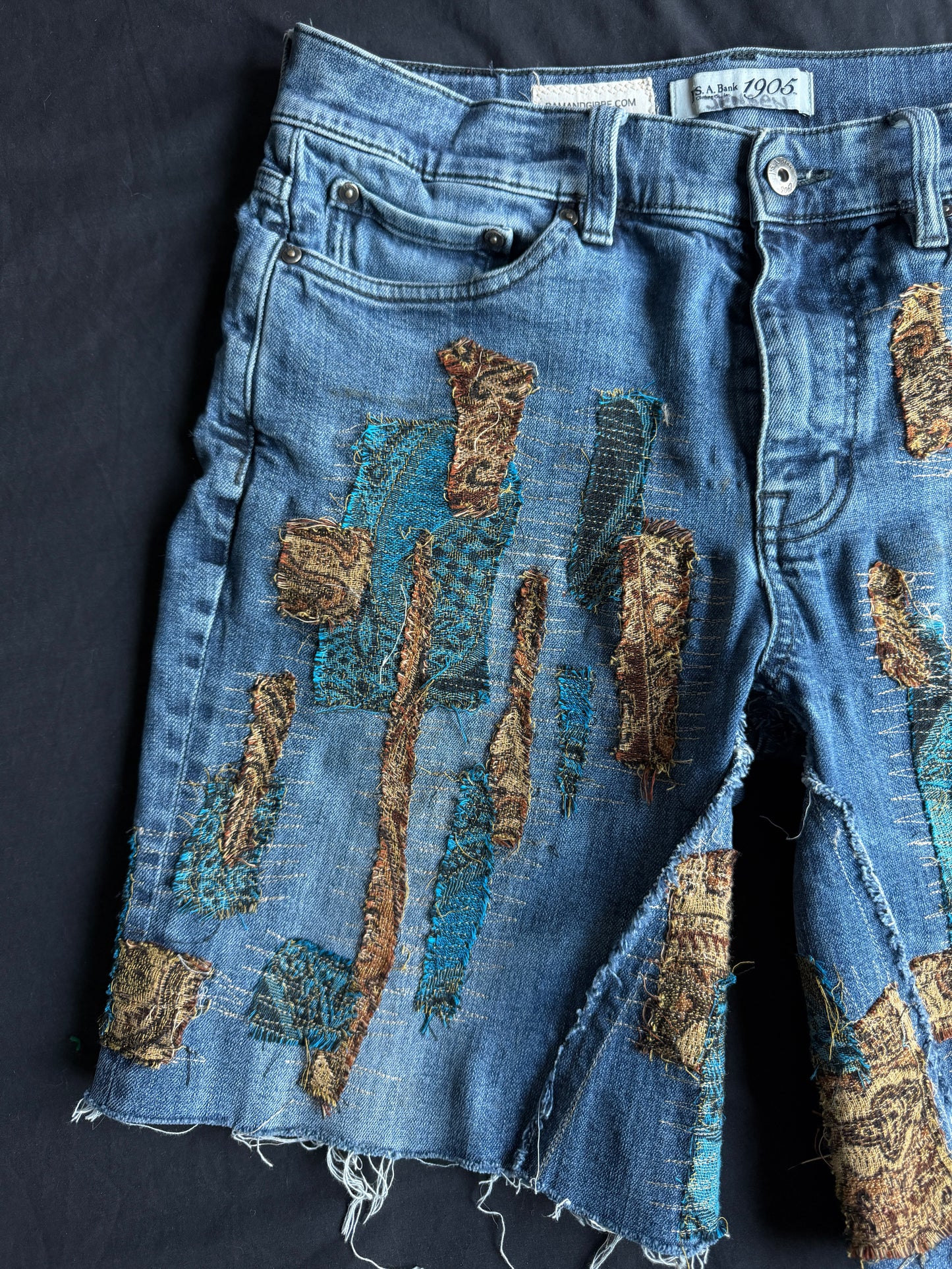 Jungle glitch shorts