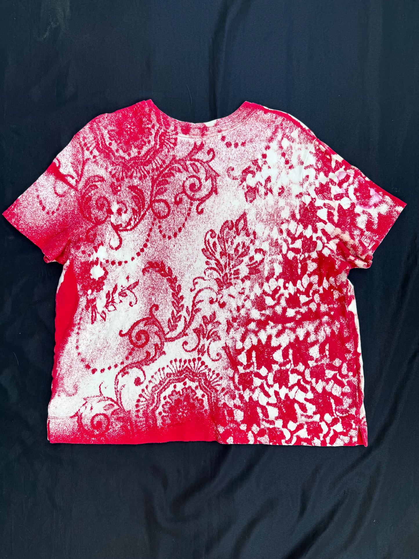 Polar bear skull patch bleach dyed t-shirt