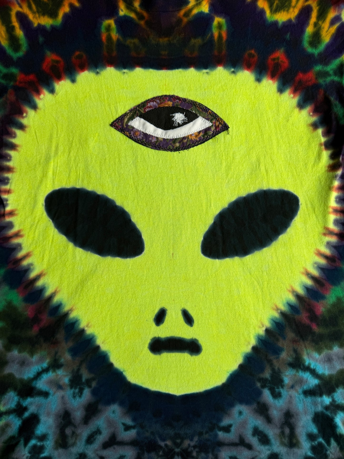 Alien + UFO tie dyed t-shirt