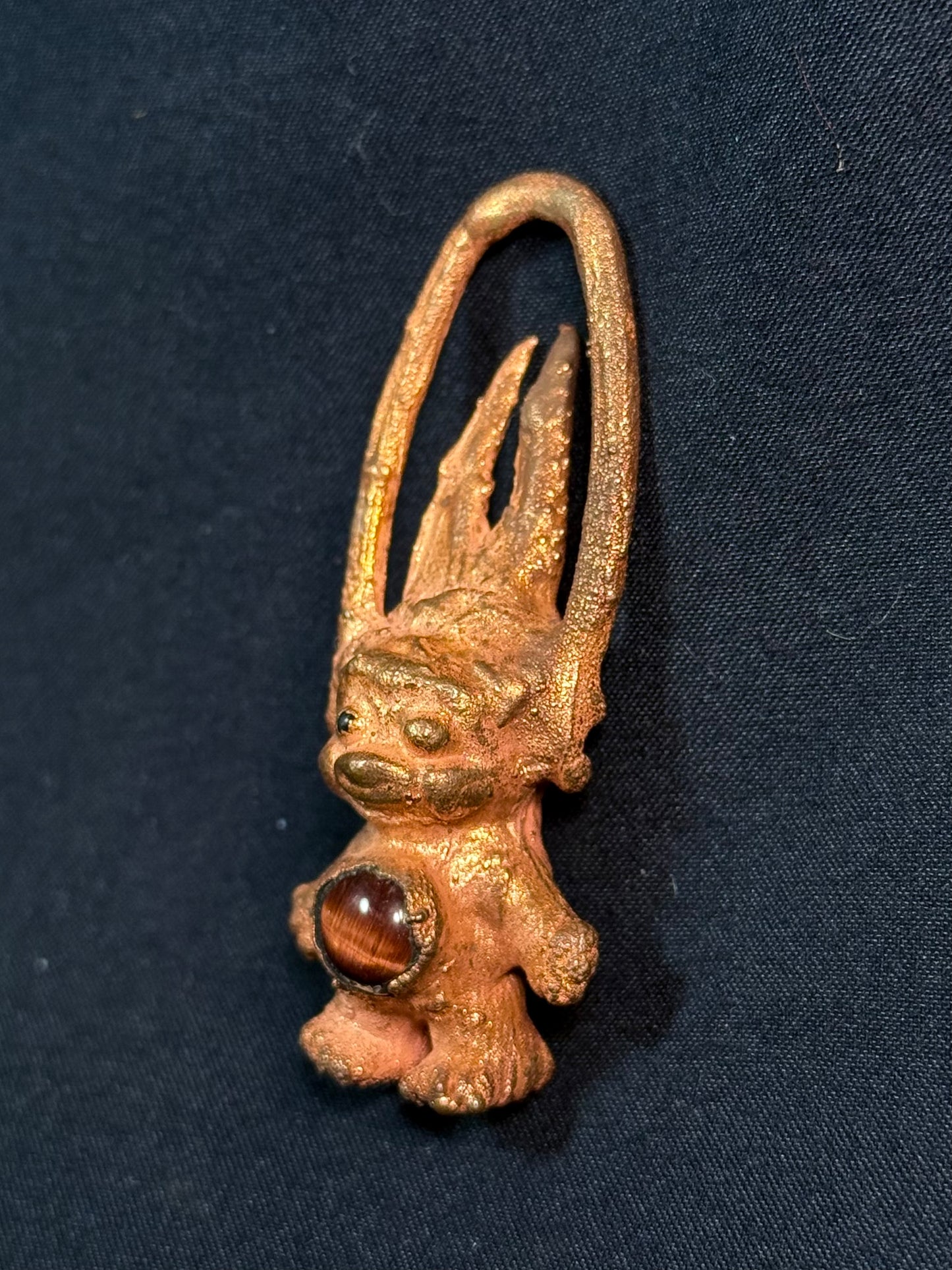 Crab claw troll amulet