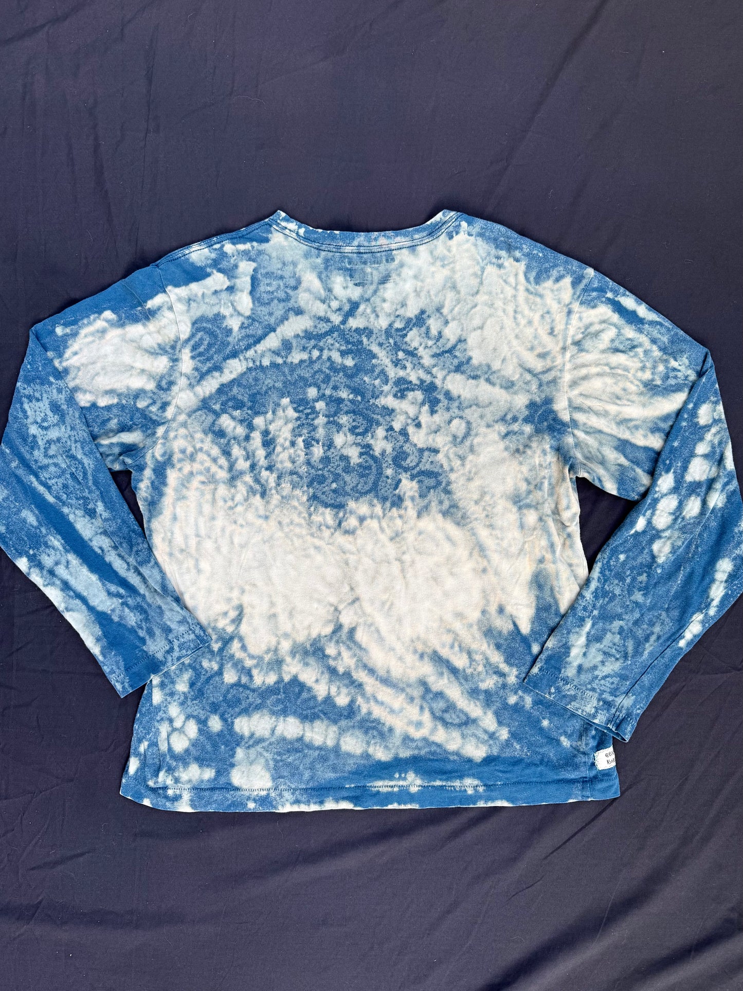 Polar bear skull patch bleach dyed shirt