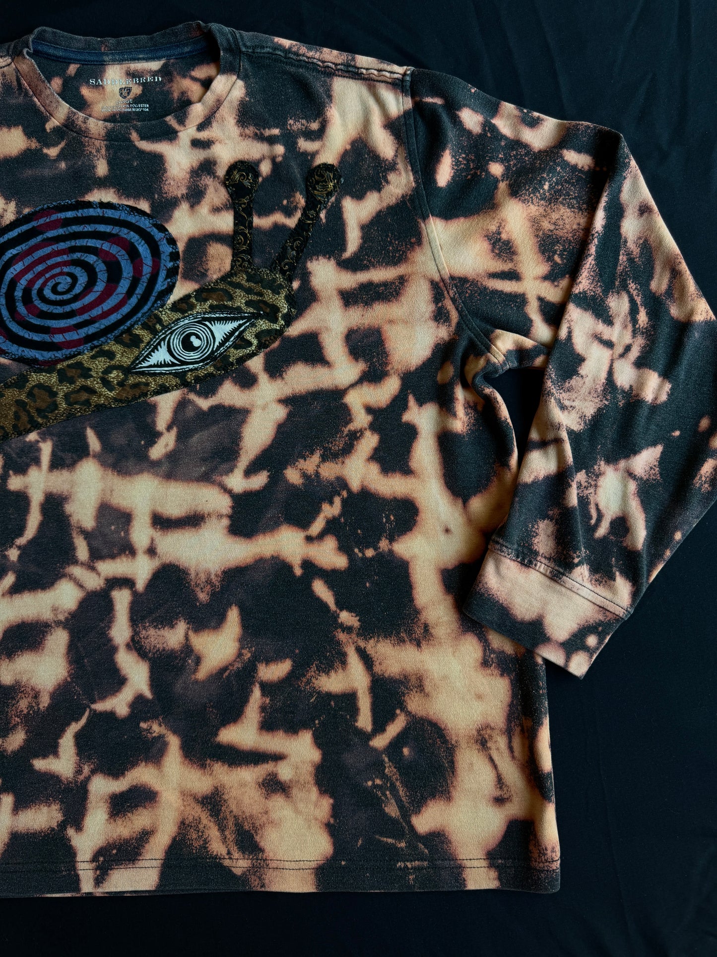 Snail eye lightweight crewneck