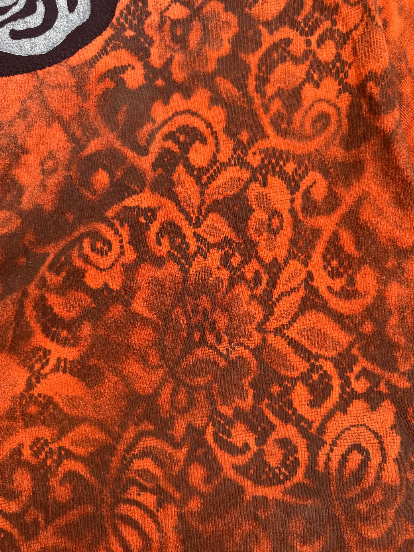 Shape patch lace spray painted long sleeve t shirt