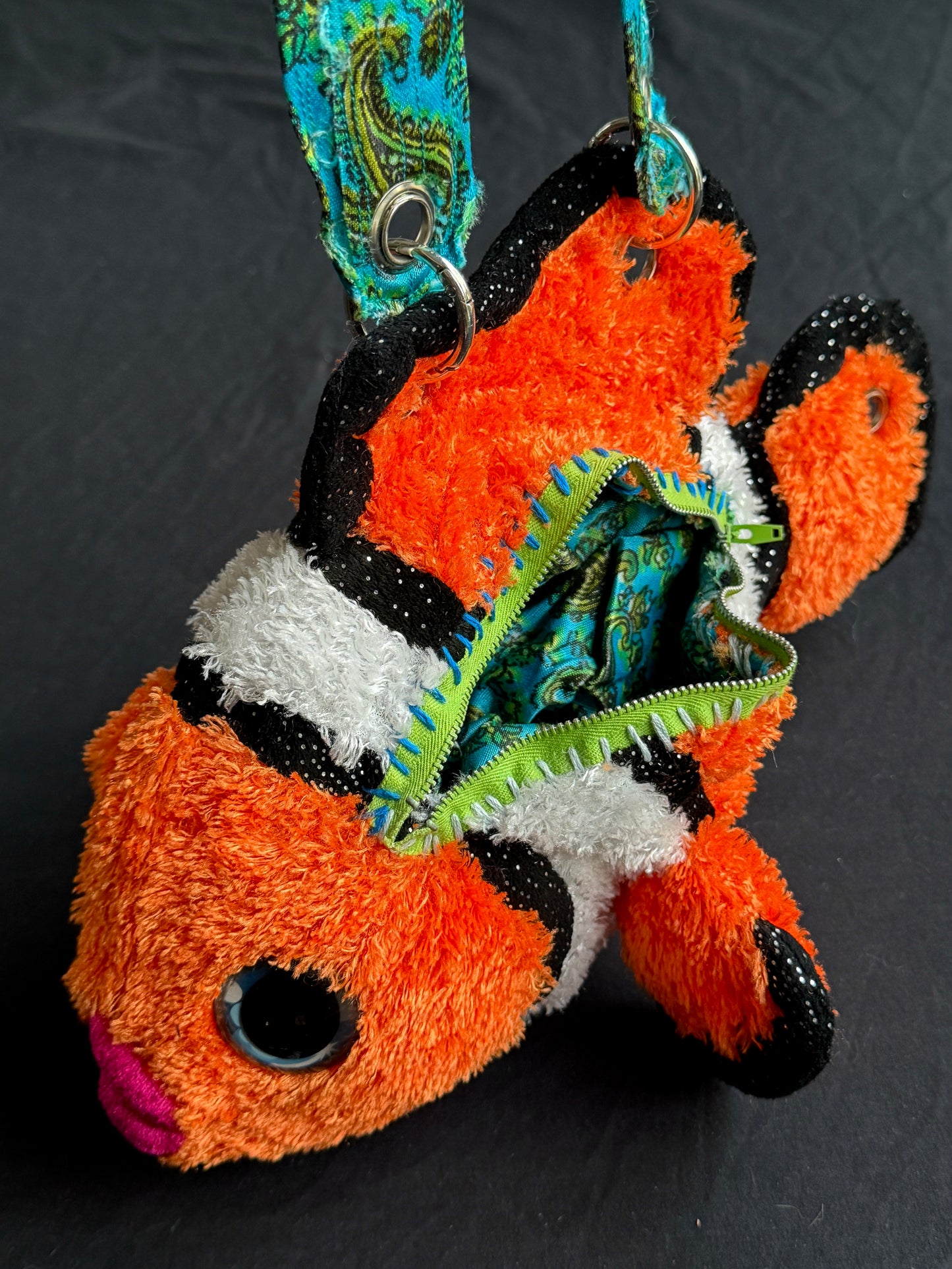 Clown fish side bag