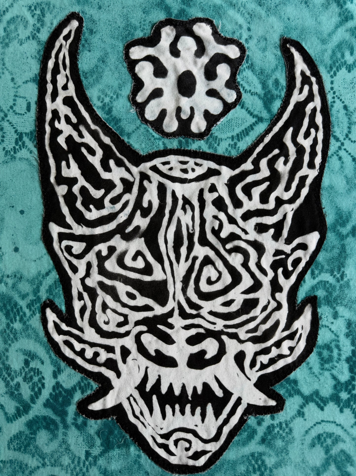 ONI swirl lace t-shirt