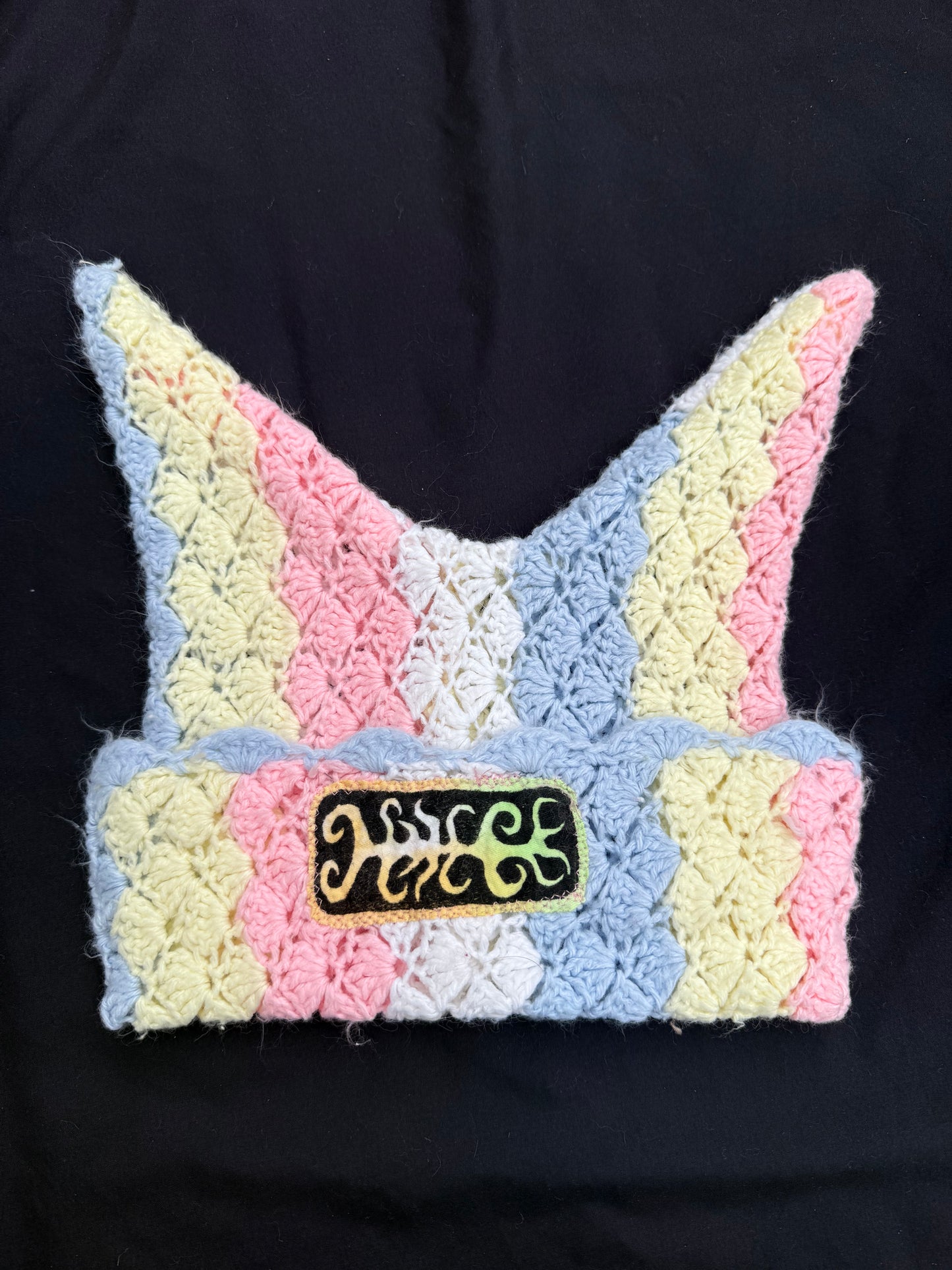 Crochet shape patch hat